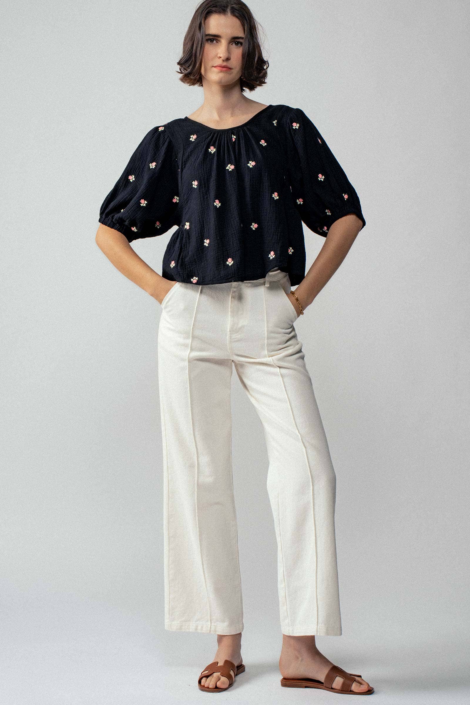 Urban Daizy - Wholesale Blouse - Women's - Floral Embroidered Gauze Blouse7