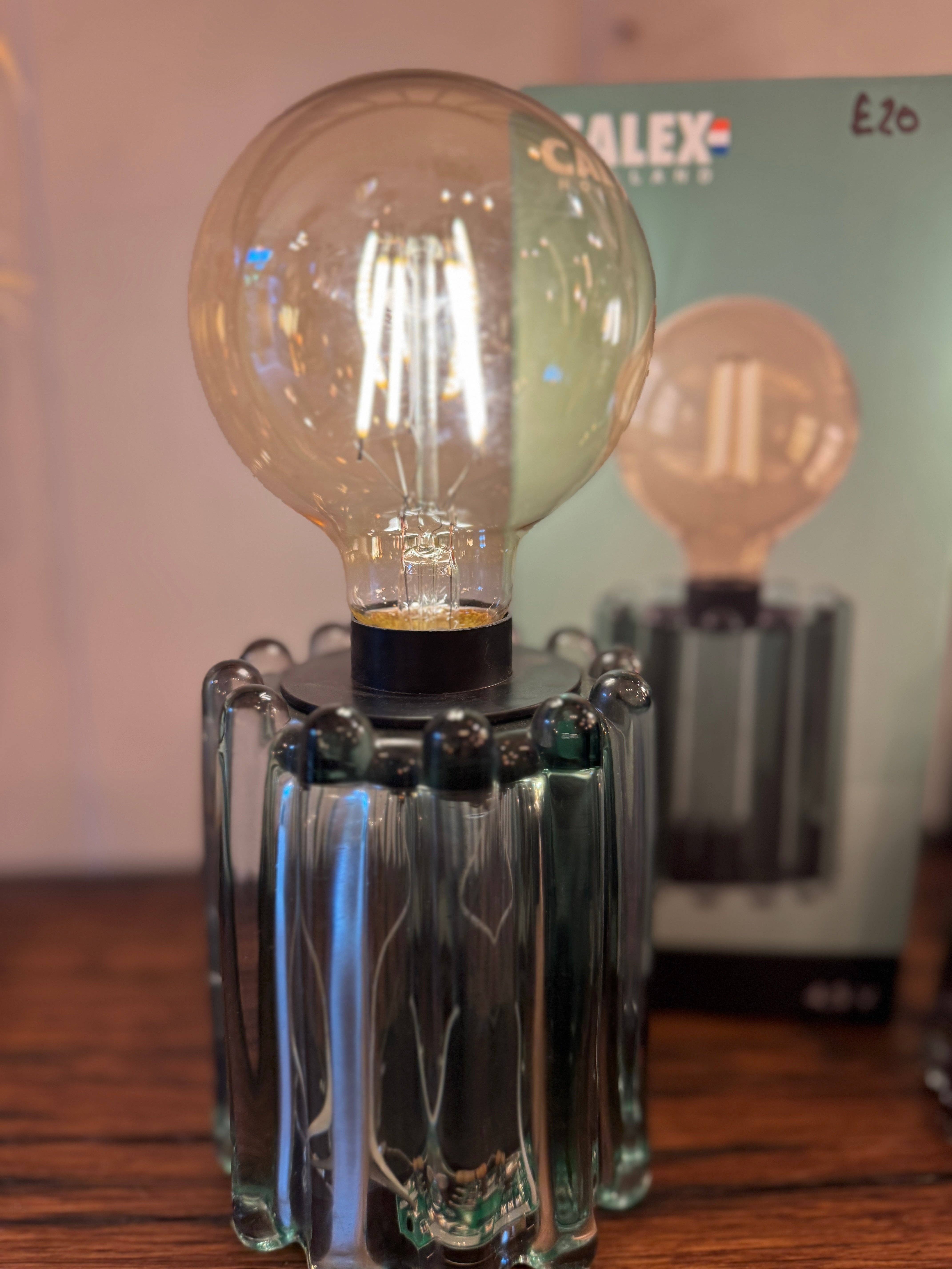 MooBoo Home – wholesale Accent/desk lamp – Wave Table Lamp Battery Operated5