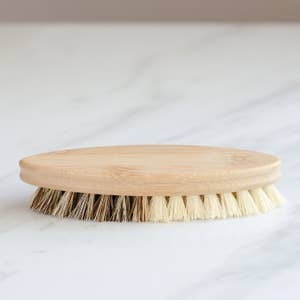 Vegetable Brush - Vegetable Scrubbing Brush - ZWS Essentials