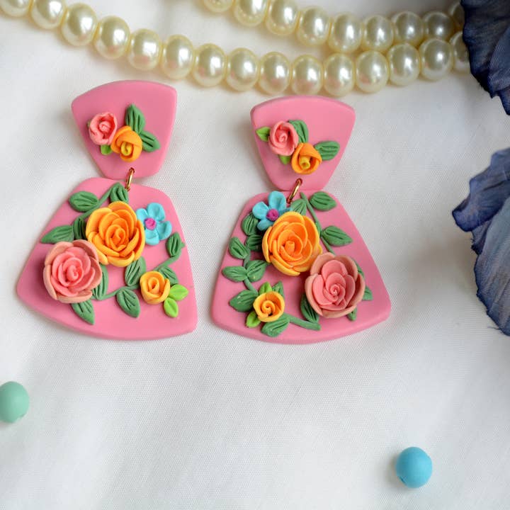 Pink Floral Earrings made from Polymer clay for wholesale by Sunnyclayart
