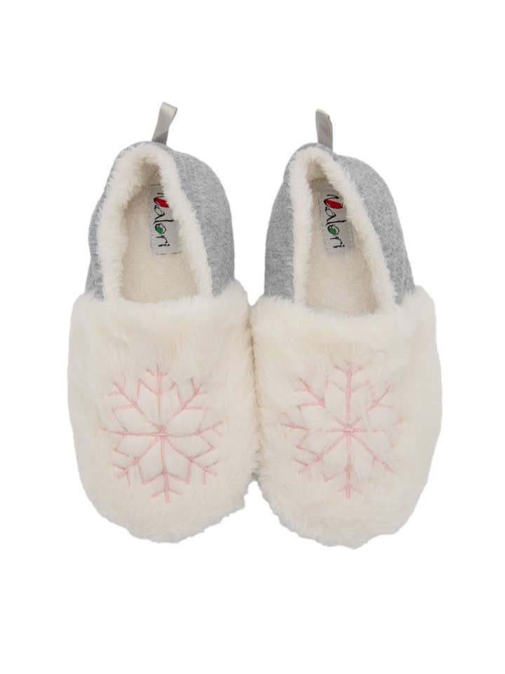 High Desert Gear - Wholesale Slippers - Women's - Winter Snowflake Cozy Slippers