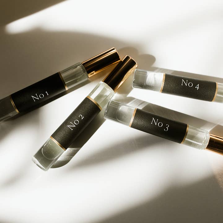 Les Deux – wholesale Roll-on fragrance – No 3 Roll On Perfume Oil - Sandalwood, Vetiver, Amberwood