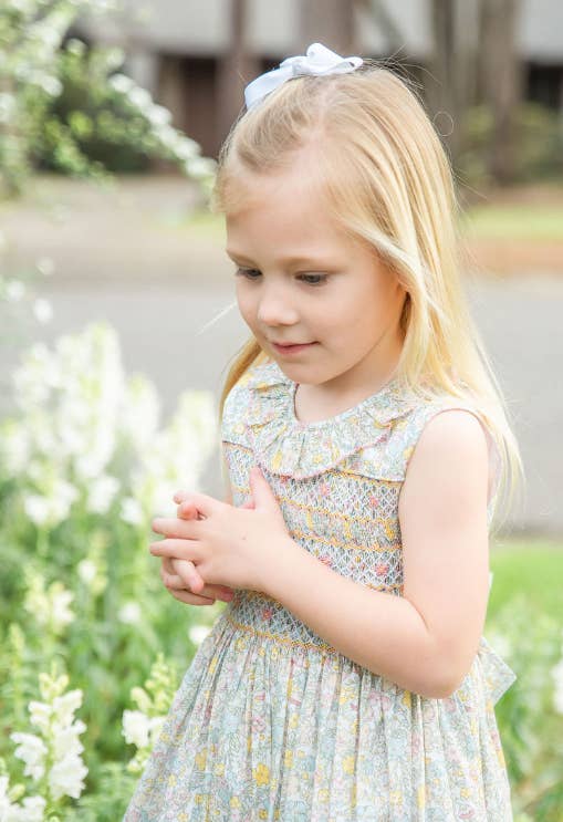 Marco and Lizzy - Vente Robe – enfant - Robe pour fille Spring Again Floral Smockée à la main1