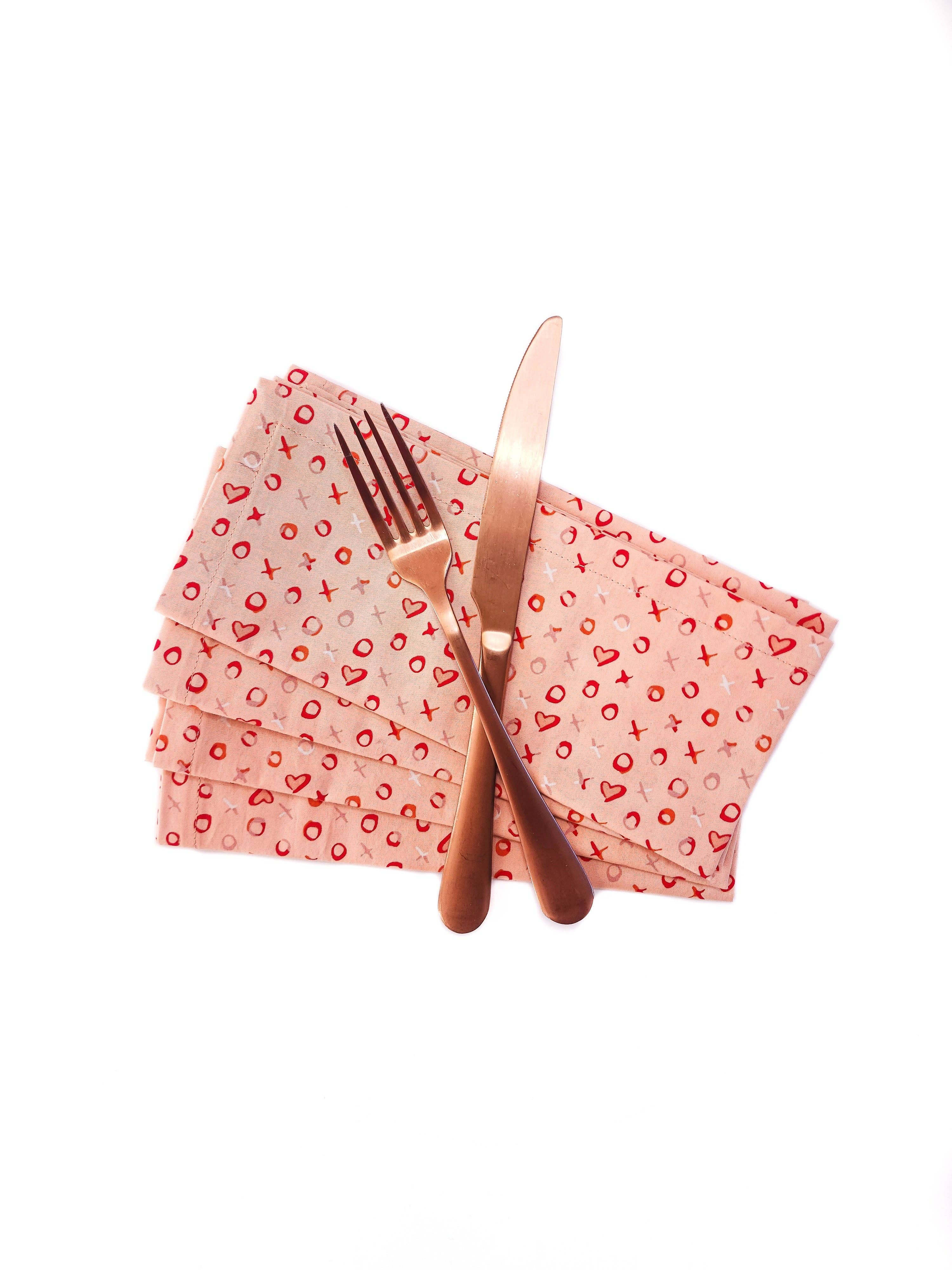 90 West Linen Co. - Wholesale Dinner & Cloth Napkin - Xs and Os Valentine's Day Napkins, Set of 43