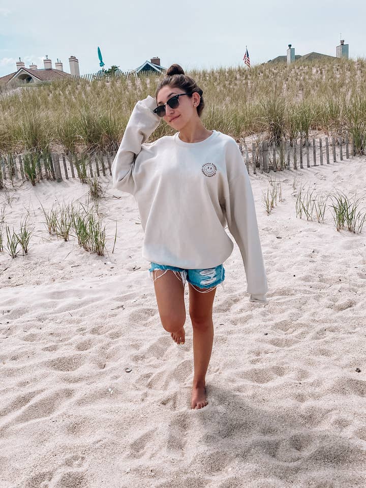 Penny & Co - Wholesale Sweatshirt - Women's - Choose Happy Crewneck3