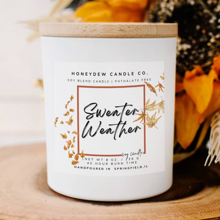 Bougie Sweater Weather 8 oz pour la vente par Honeydew Candle Co.
