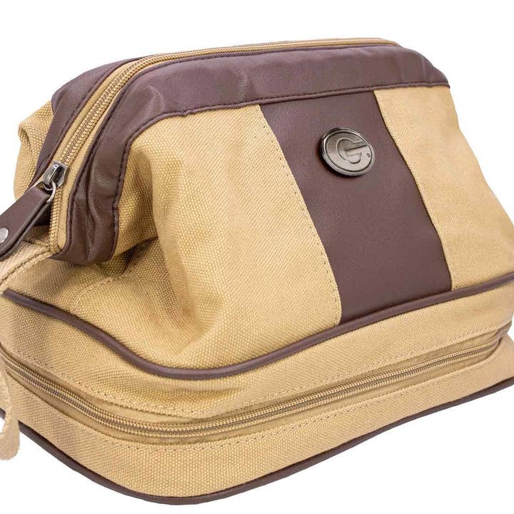 Georgia Bulldogs Men's Canvas Toiletry Bag. for wholesale by Zep-Pro
