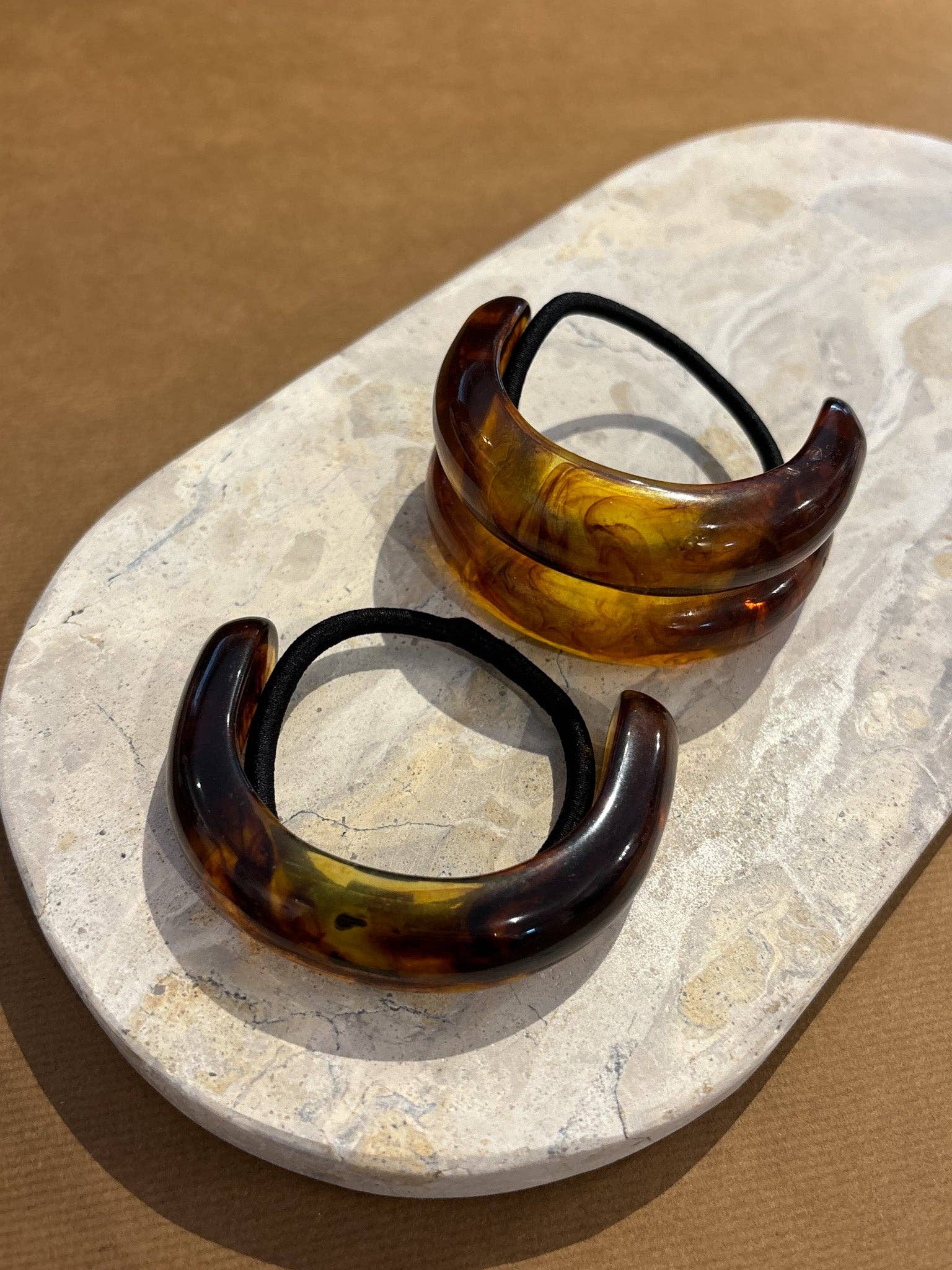 Angels Whisper Accessories - Wholesale Hair clip – Women’s - Crescent Resin Hair Cuff Tie (2col)2