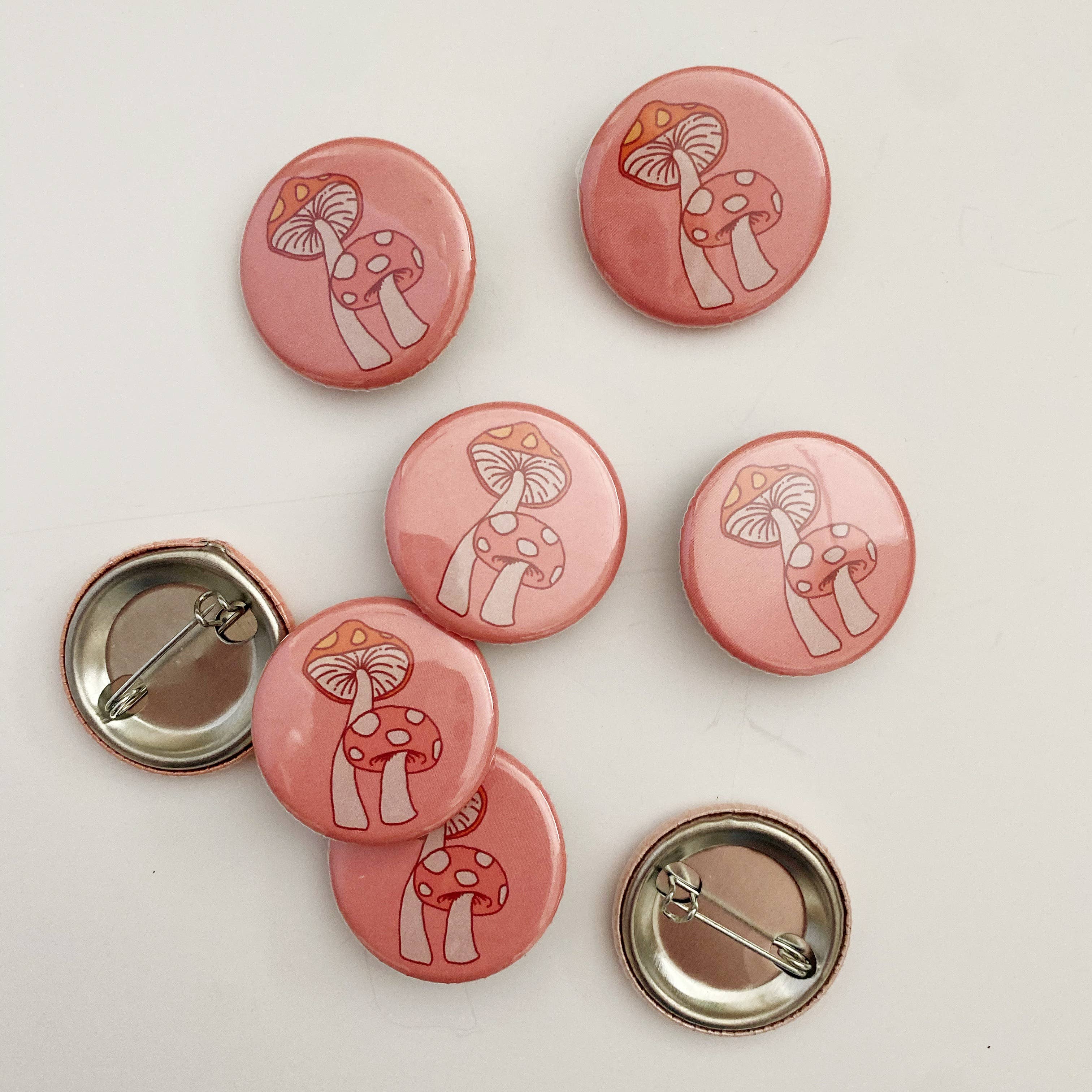 Handpicked Goods - Wholesale Lapel Pin/Button - Mushroom Button2