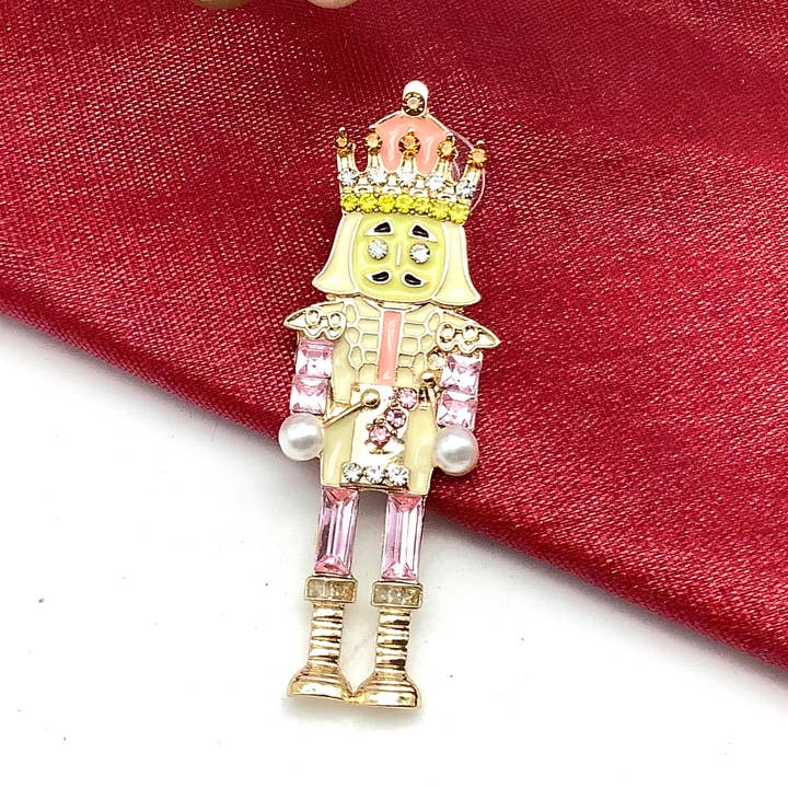 Broche de solapa esmaltado con forma de cascanueces para Navidad para venta al por mayor de All Little Cute Things