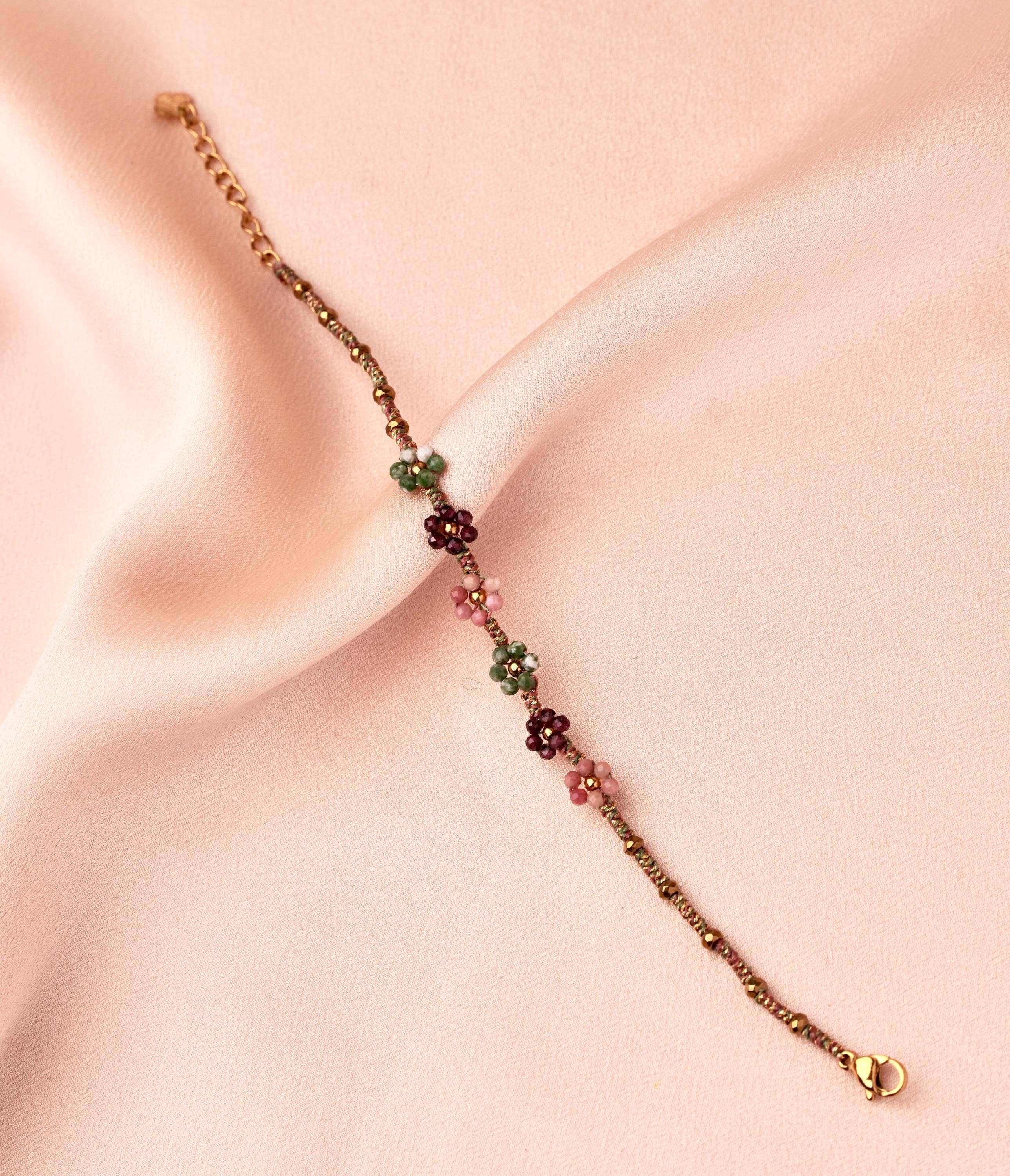 Victoire Collection - Wholesale Beaded Bracelet - Women's bracelet with natural stone flowers4