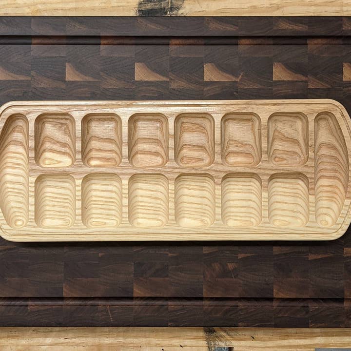 Arts and Craftsmanship - Vendita all'ingrosso Giochi da tavolo - Tavola Mancala realizzata in legno riciclato urbano, pietre incluse, personalizzabile!3