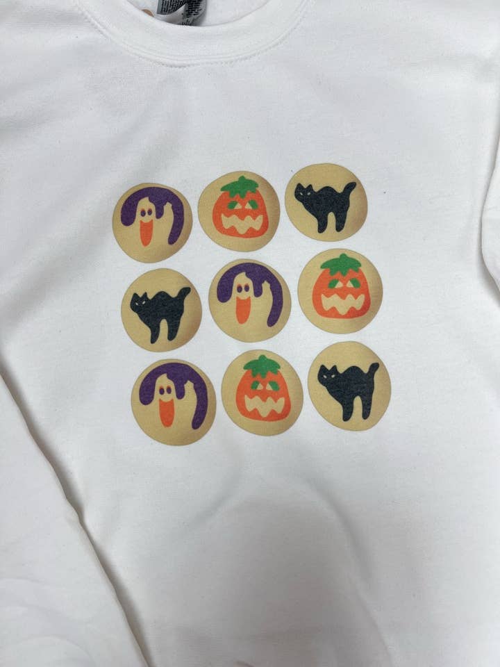 Felpa Halloween Cookies per la vendita all'ingrosso da parte di OliviaGrace & Co.