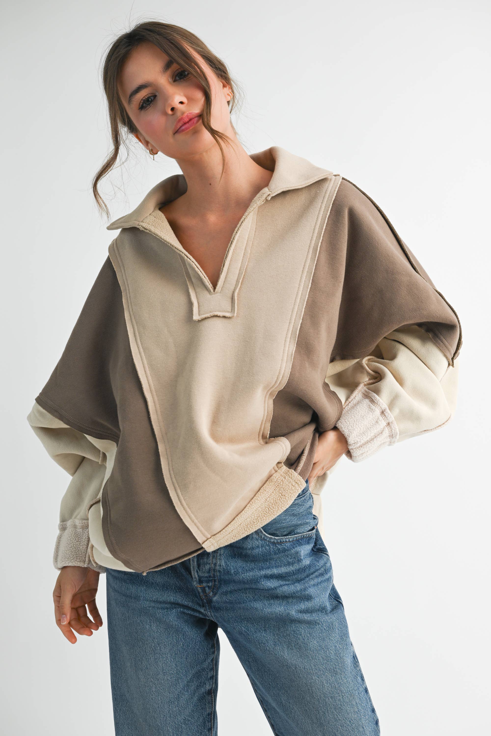 AEMI + CO - Wholesale Sweatshirt - Women's - 952CK Lallie Sweatshirt 612