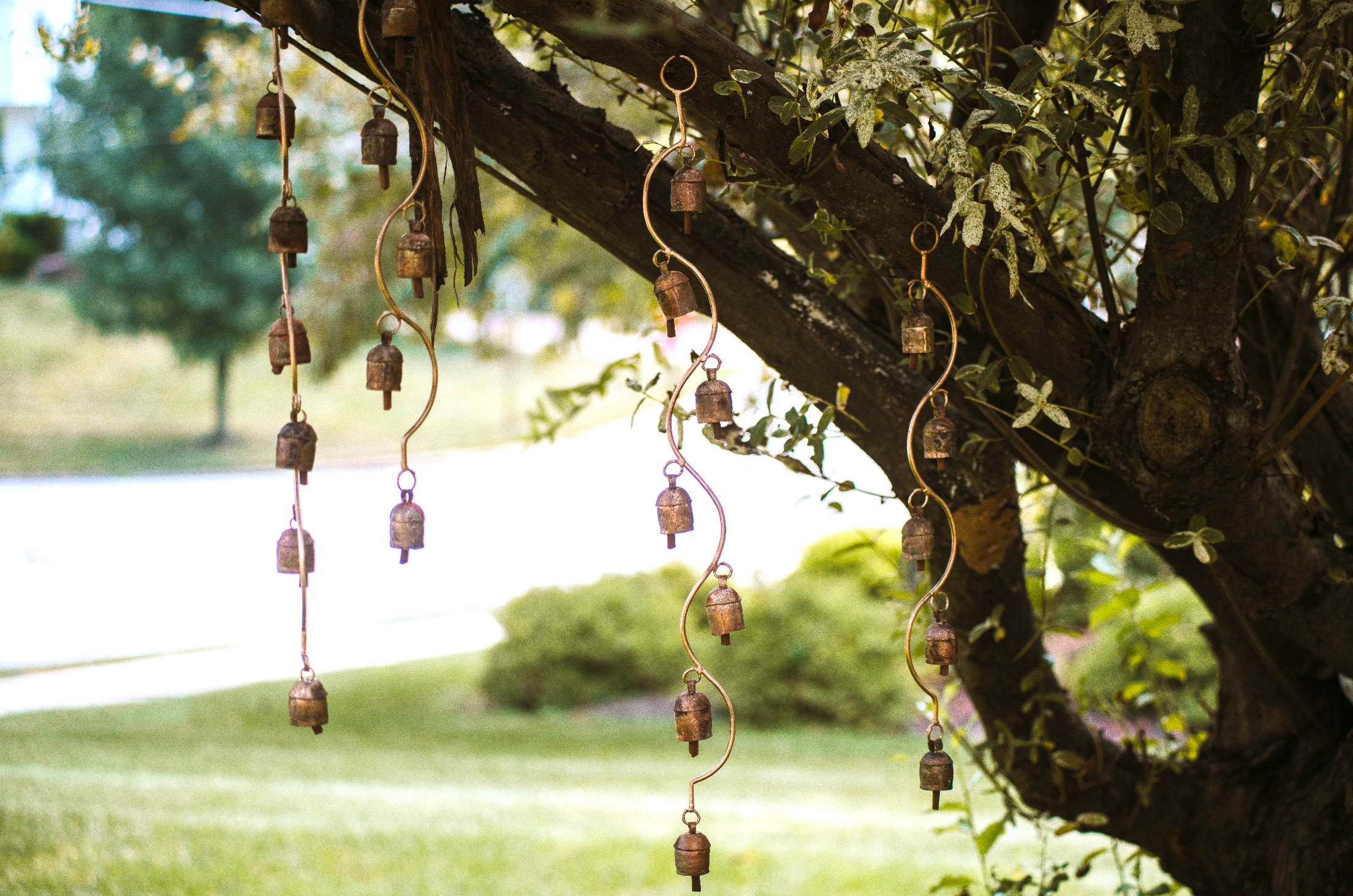Mira Fair Trade - Wholesale Wind Chime - Curved Stem Bell Wind Chimes4