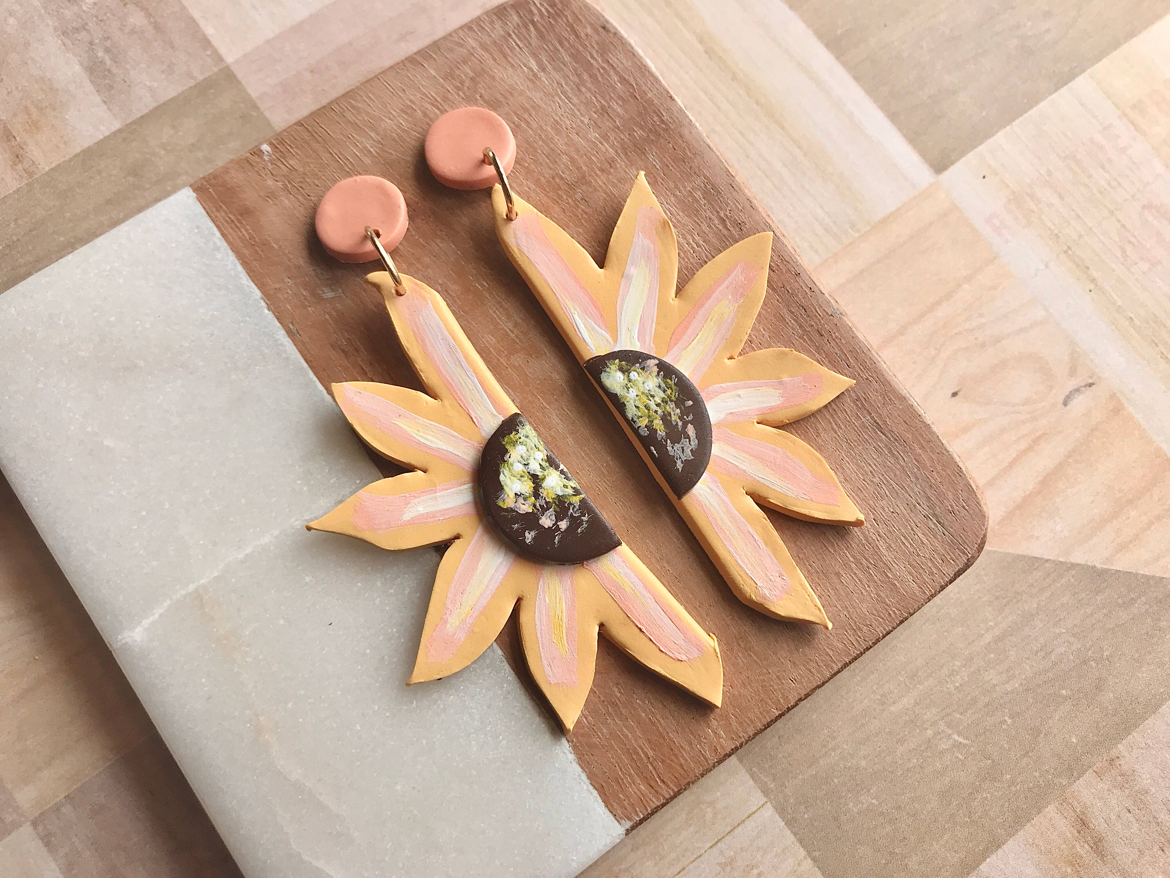 Sun Sprinkles – wholesale Dangle earrings – Sunflower Painted Earrings