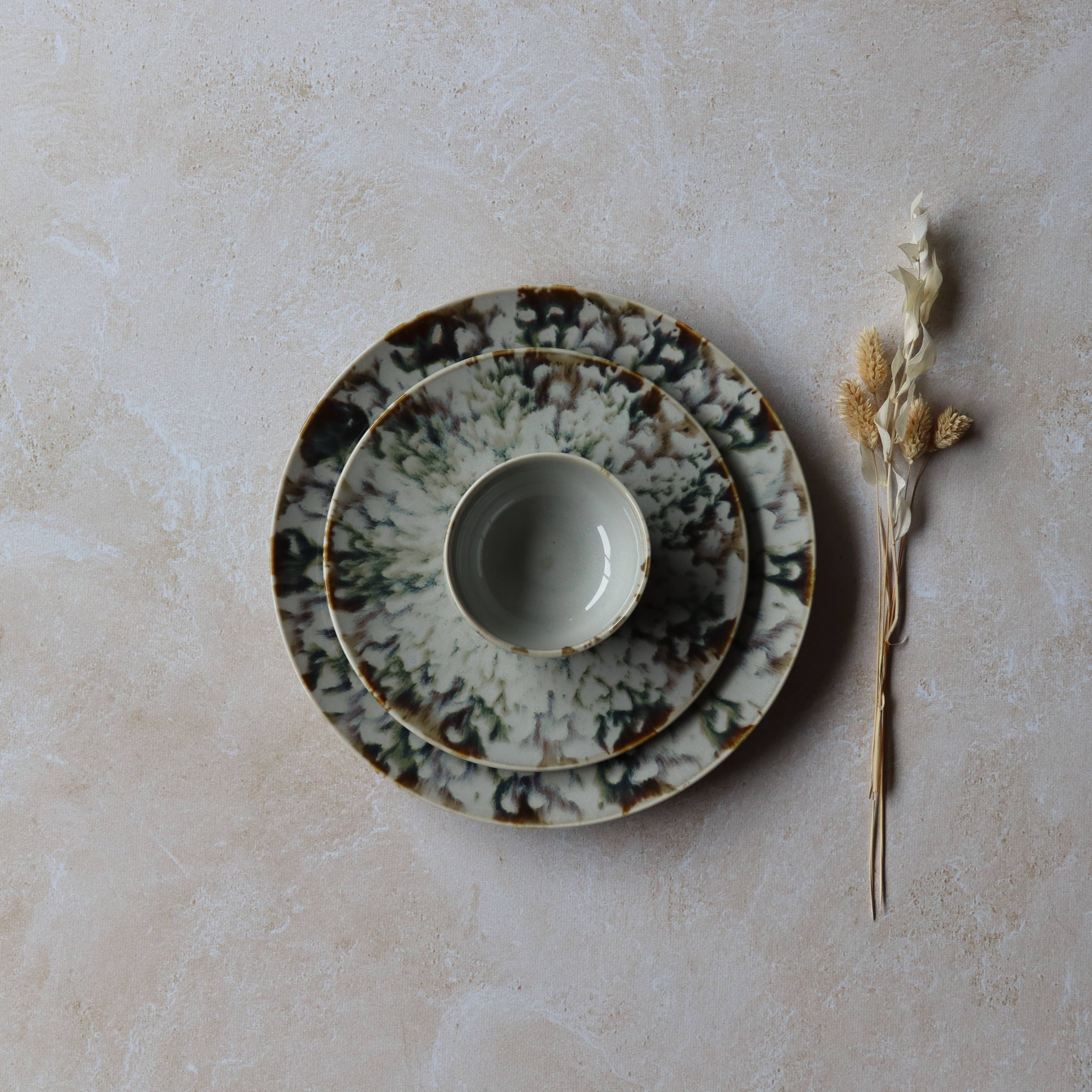 Novastyl - Vente Assiette - Assiette plate MAKA 27cm en porcelaine5