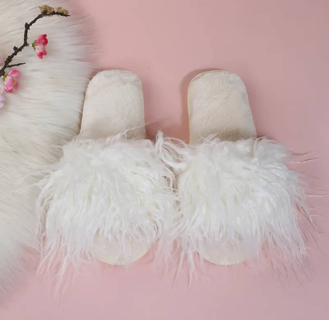 Serenity Collective - Wholesale Slippers - Women's - Plush Warm Flat Slippers2