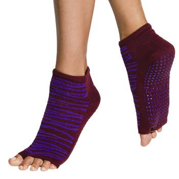 Women's Flow Grip Socks - Pilates l Yoga l Barre - Sheer Obsidian –  Tucketts™