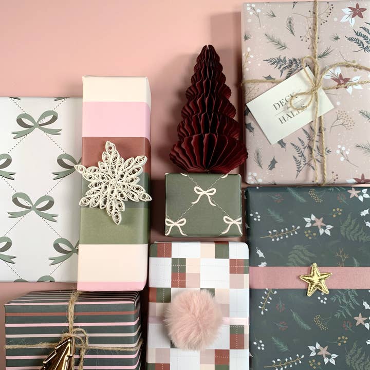 Pixel & Bloom - Wholesale Wrapping Paper Roll - Wrapping Paper / Gift Wrap - Cosy Checks5