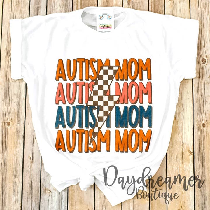 T-shirt Lightning Bolt pour maman autiste pour la vente par Daydreamer Designs