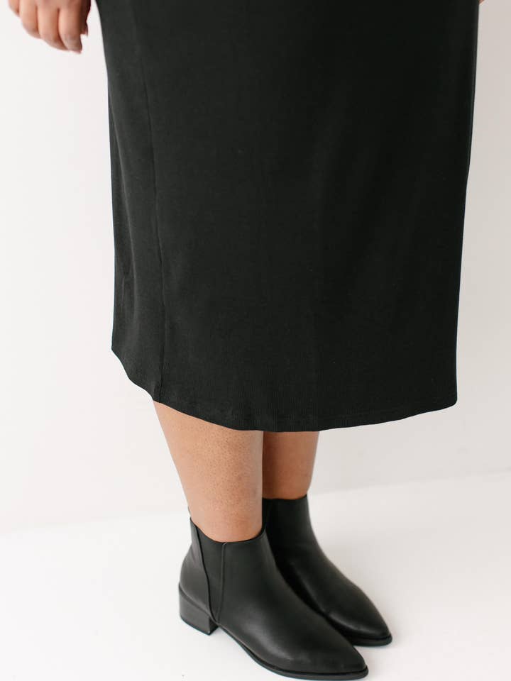 Black 'Constance' Bamboo Blend Ribbed Long Sleeve Midi Dress for wholesale on Faire6