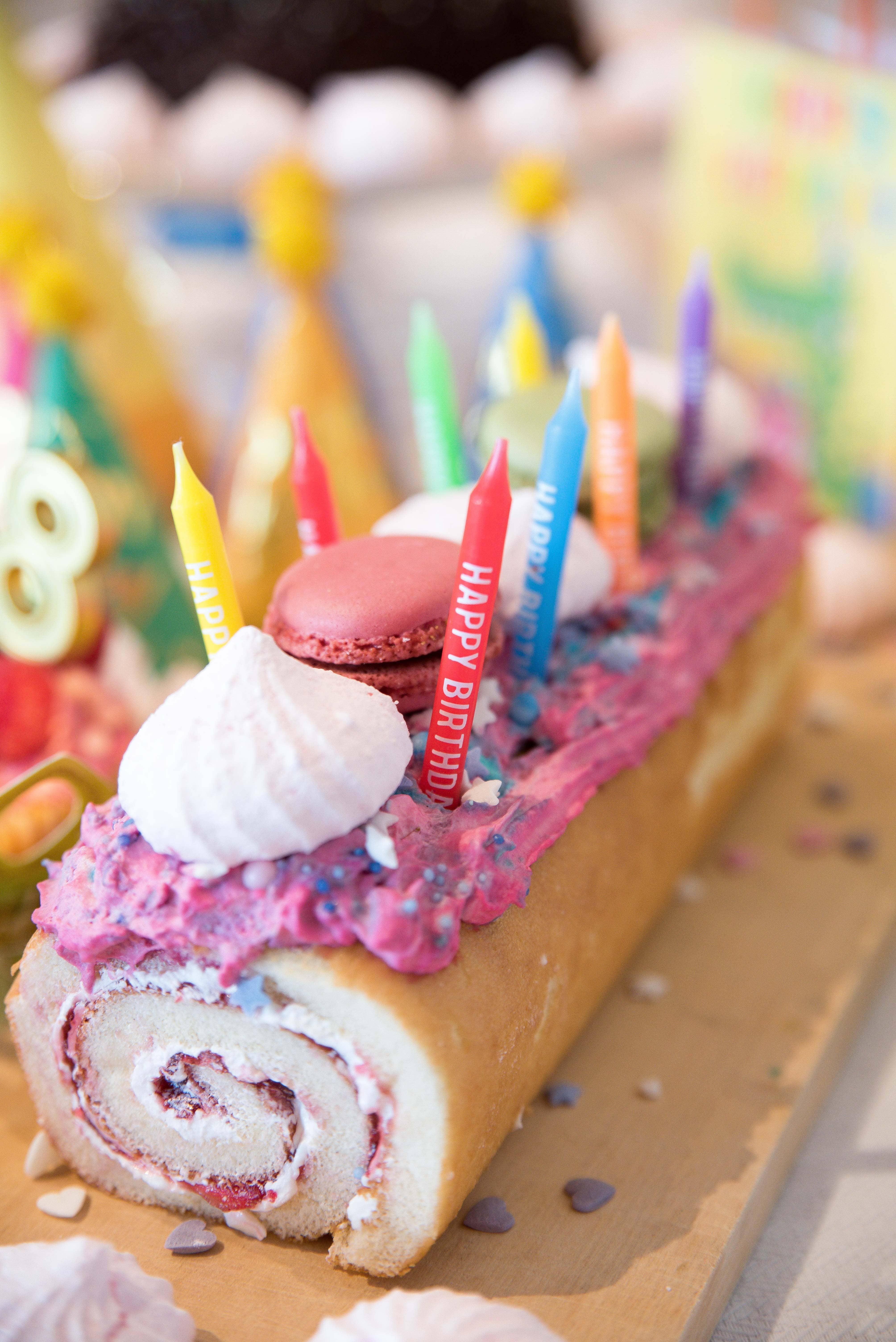 Party Partners – wholesale Cake candle – Happy Birthday Rainbow 24 Candles Set1