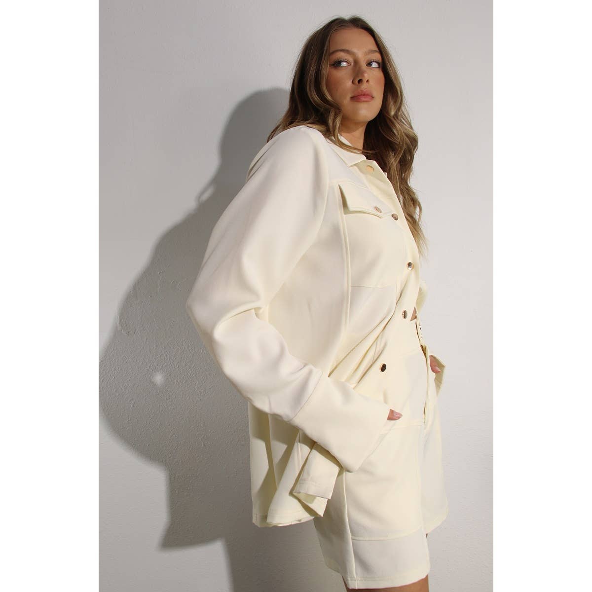 KOFFIEMELK JAS EN KORTE BROEK SET - Crèmekleurig voor groothandel op Faire24