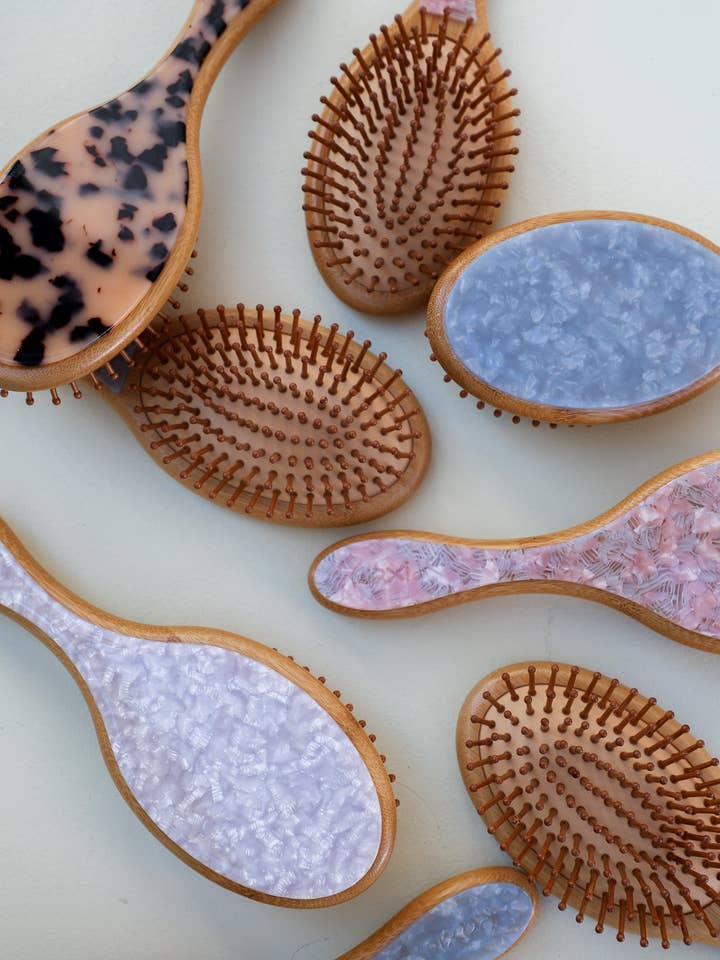 CUSTOMIZED WOODEN BRUSH for wholesale by KAXI