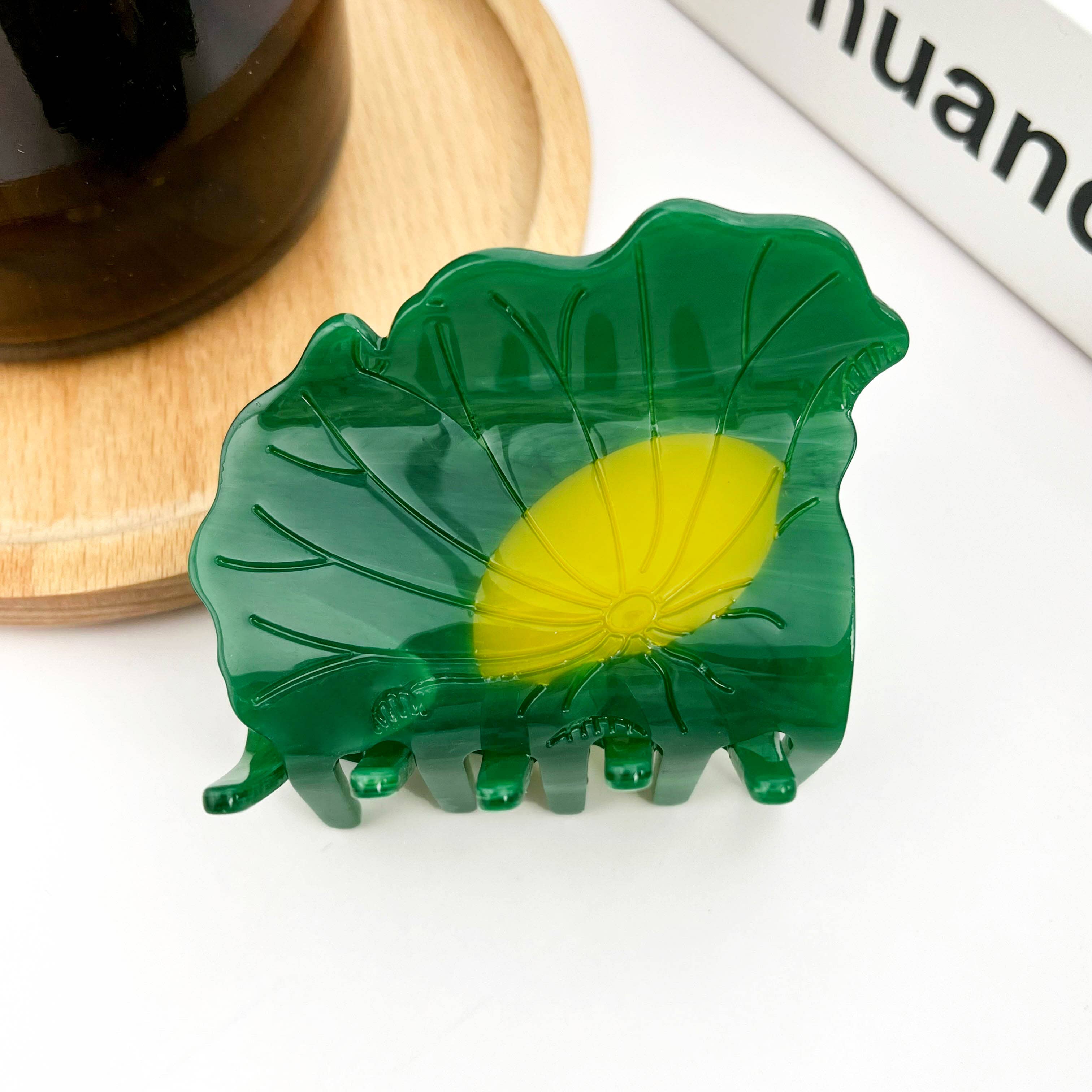 TheDivaSoap - Wholesale Hair Clip - Women's - Beautiful Flower Claw Clip, New Spring And Summer Hair Clips0