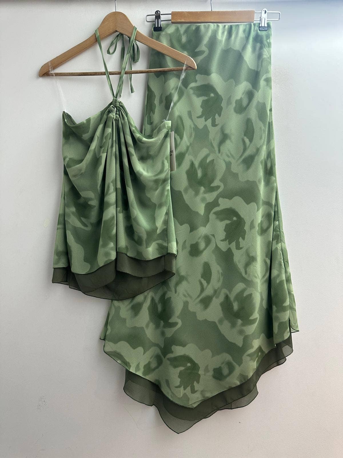 LORIANE - Wholesale Top & Skirt Set - Women's - 7139E Printed top and skirt set0