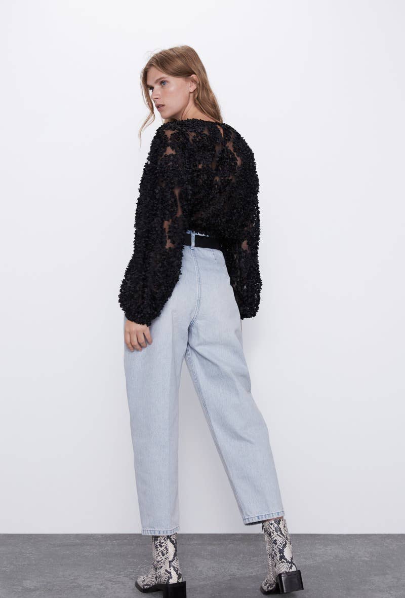 CHOKLATE PARIS - Wholesale Blouse - Women's - Textured rosette blouse (S/M-M/L) - CK080223