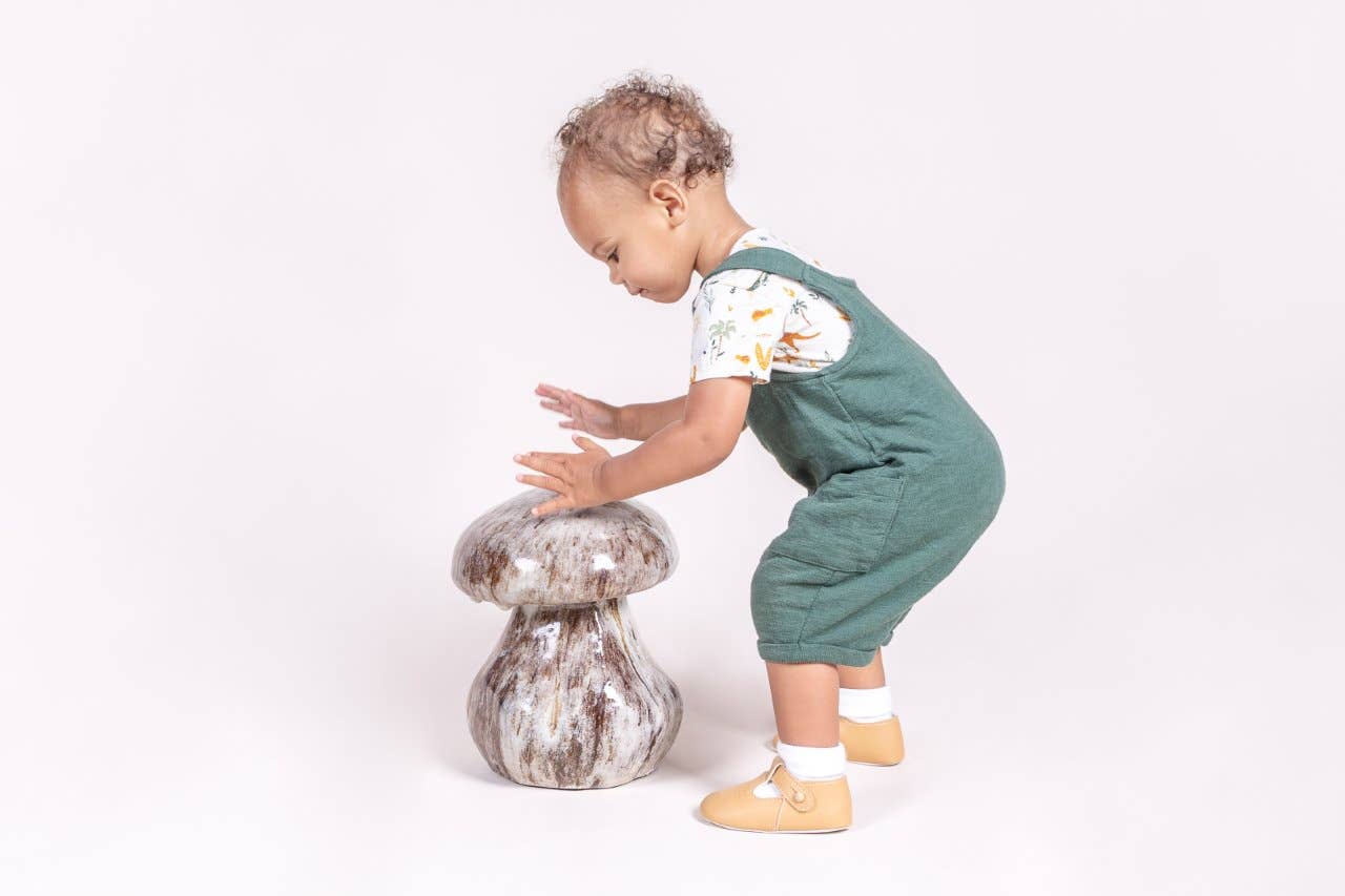 Early Days & Baypods – Engroshandel Vuggesko – til baby – B625 bløde babysko med knappet T-bar og punchet detaljer4