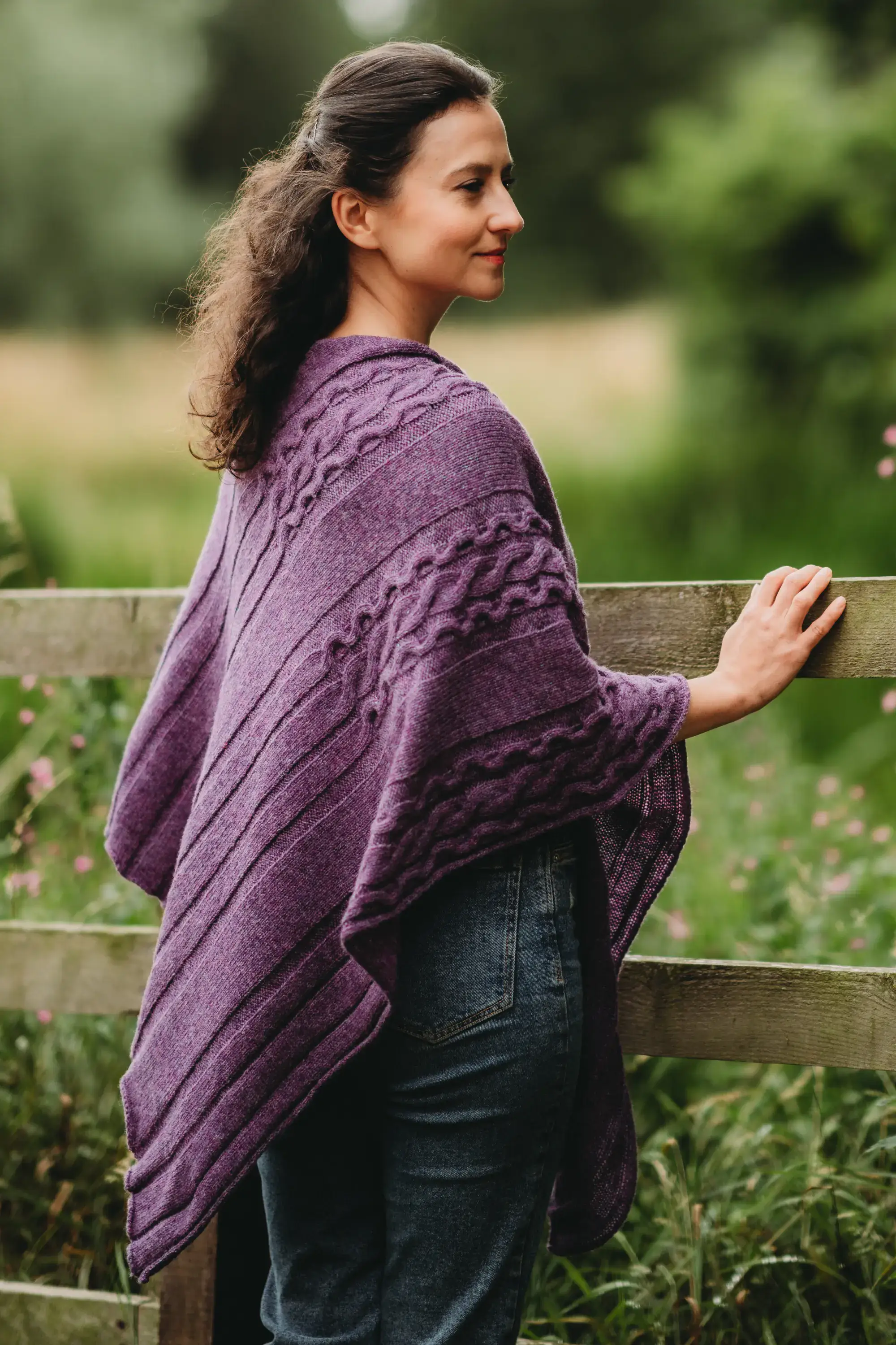 Knitted in Edinburgh – wholesale Poncho – Women's – Hedre Barra Shawl1