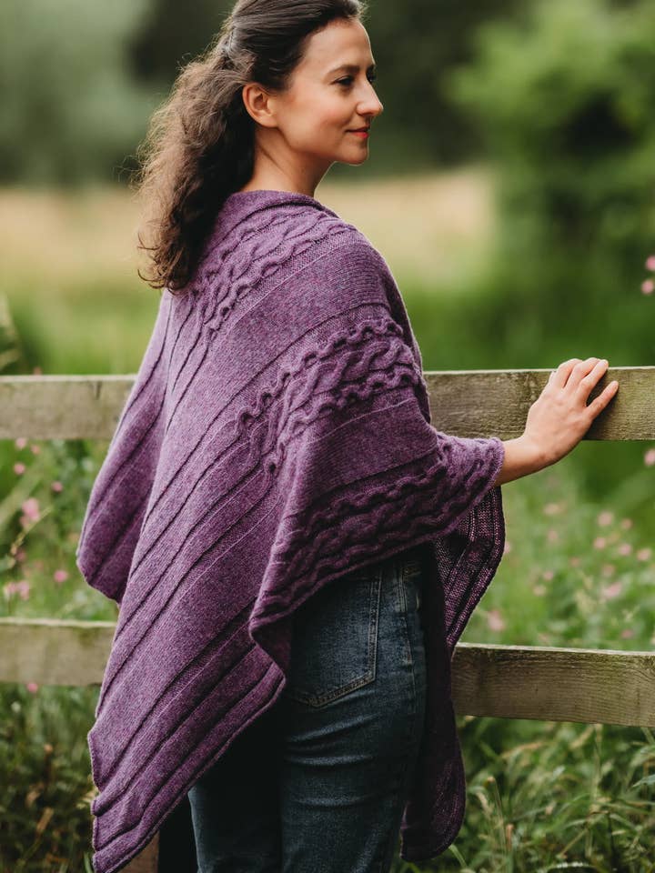Knitted in Edinburgh – wholesale Poncho – Women's – Hedre Barra Shawl1