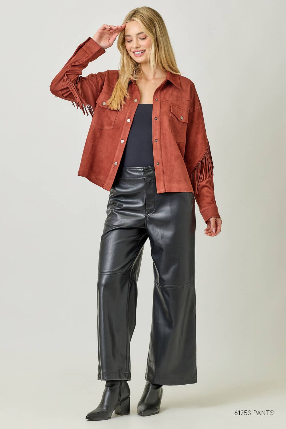 Mystree - Vendita all'ingrosso Giacca a camicia - Donna - 20609 Giacca Camicia in Suede con Dettaglio sul Retro a Frange30