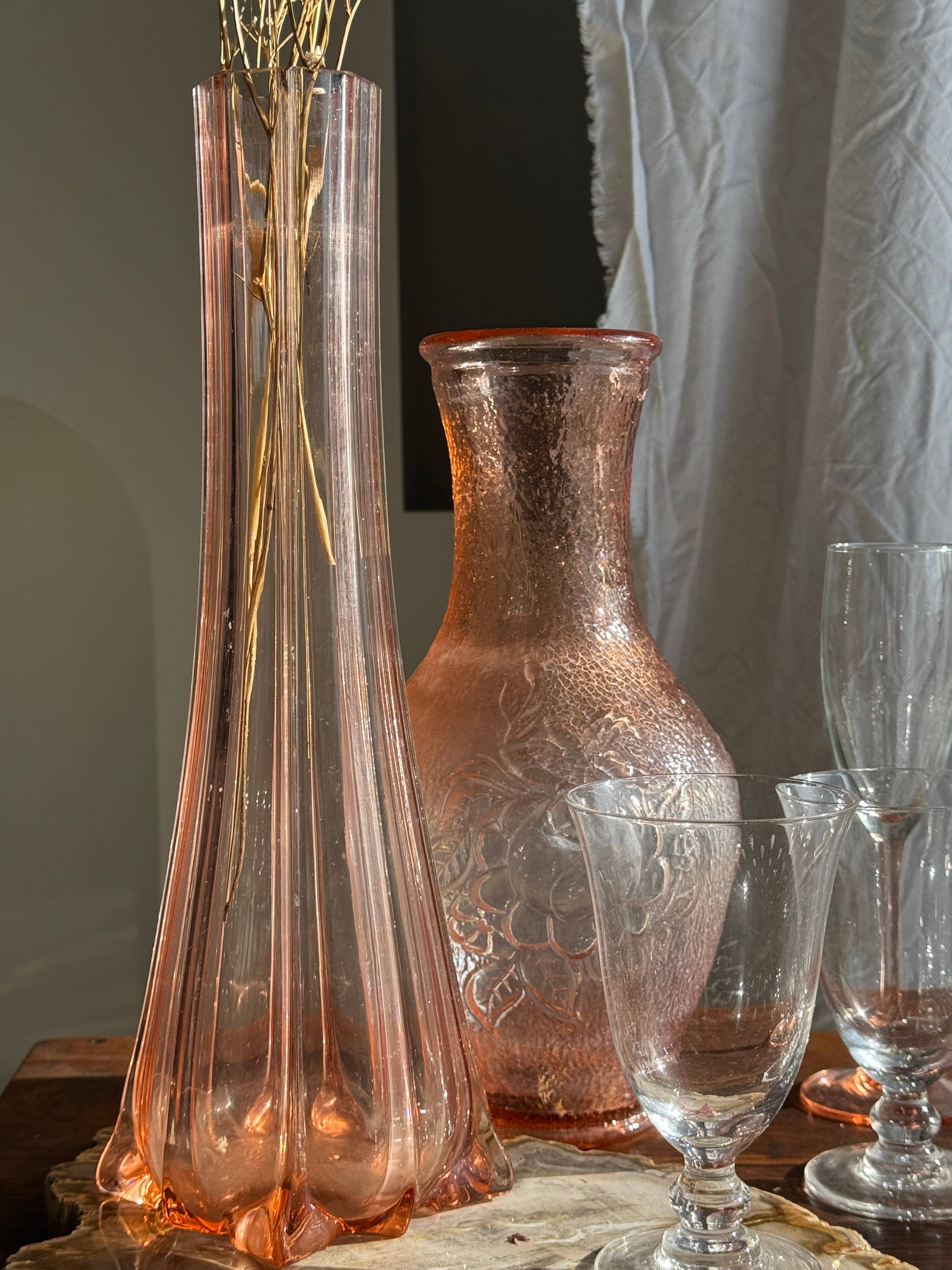 Large pink glass soliflore vase H37 D18A for wholesale on Faire10