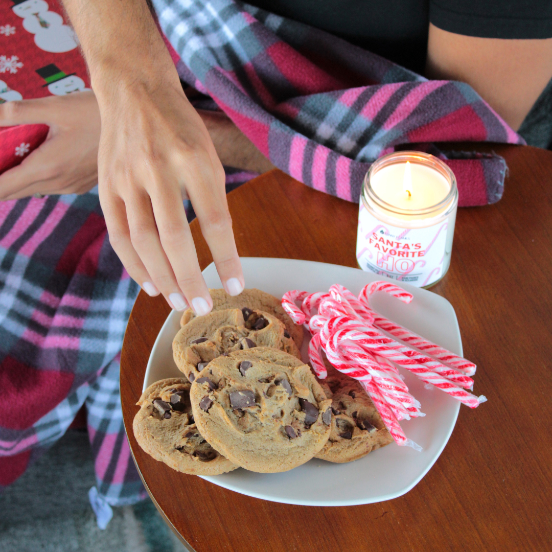 Funny Flames Candle Co - Les Creme - Wholesale Jar/Filled Candle - Holiday 2025 Best Sellers Collection 9oz Candles36