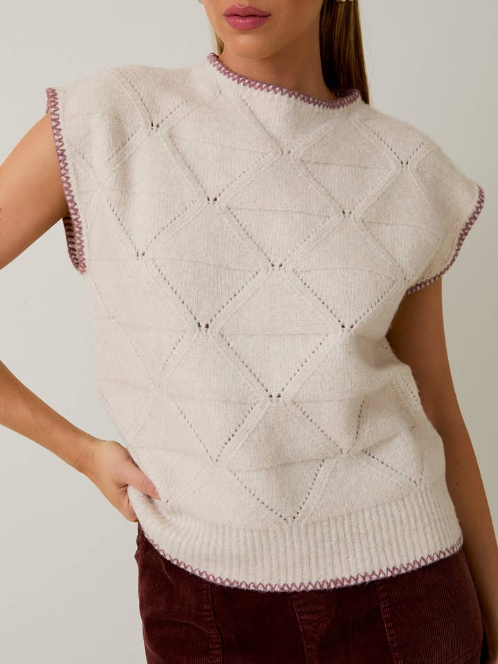 CRÈME MAUVE Haut de pull à col montant et épaules larges en vente sur Faire5