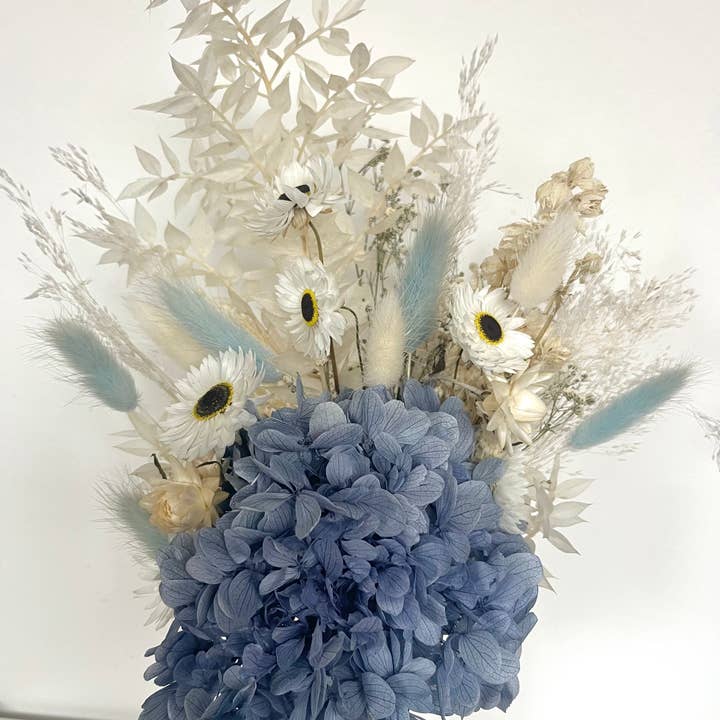 Neon Knotz - Wholesale Gedroogde/geperste bloemen - Blauwe hortensia, gedroogde bloempotten