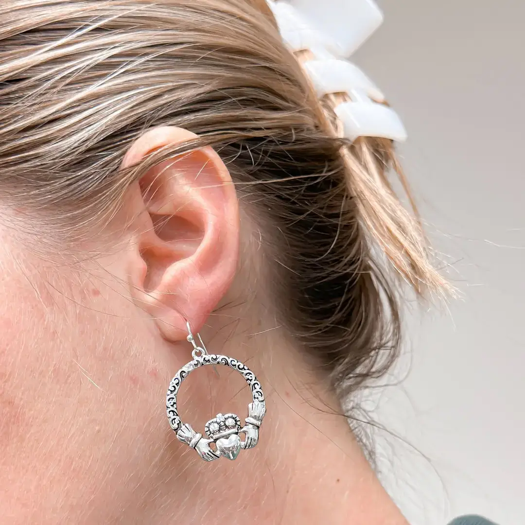 Prep Obsessed Wholesale - Wholesale Dangle Earrings - Claddagh Dangle Earrings1