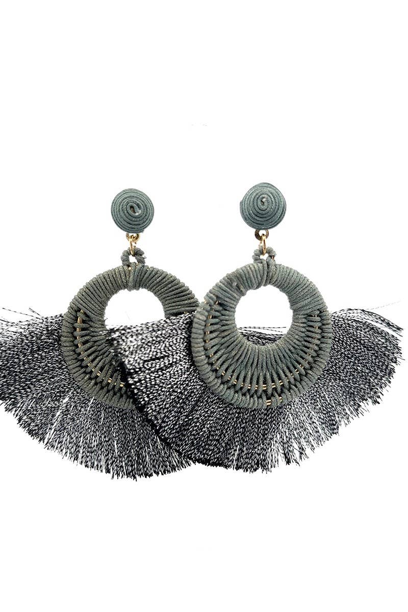 Urbanista Outlet - Wholesale Dangle Earrings - Stylish Tassel Dangle Earrings10