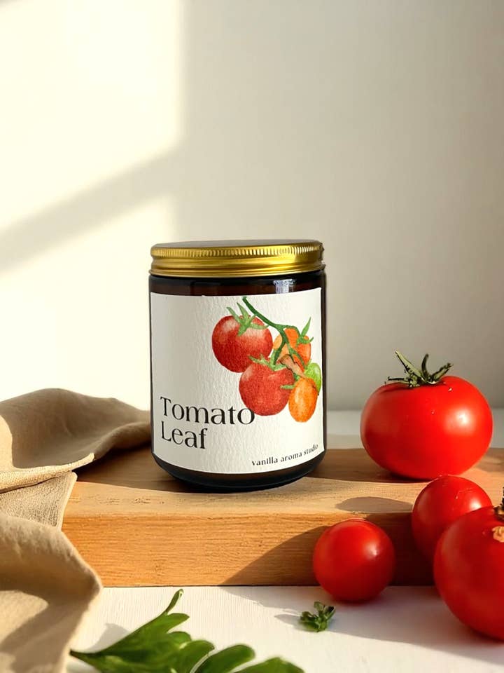 Tomato Leaf-Wooden wick candle for wholesale by Vanilla Aroma Studio