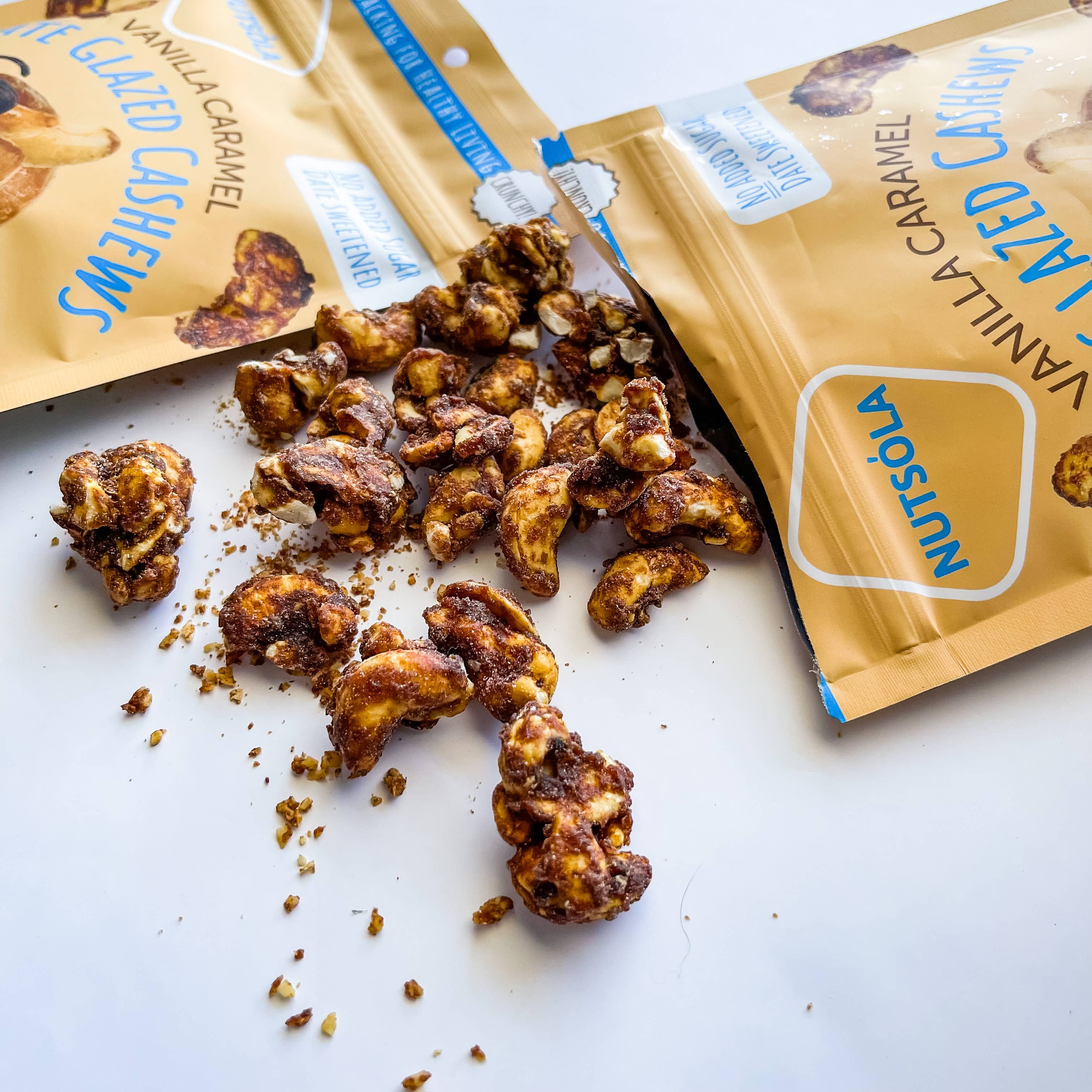 NUTSÓLA - Wholesale Nuts - Vanilla Caramel Date Glazed Cashews2