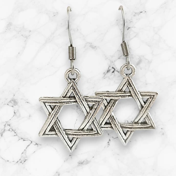 Boucles d'oreilles en forme d'étoile de David, boucles d'oreilles juives, boucles d'oreilles en argent pour la vente par Piccadilly Pendants