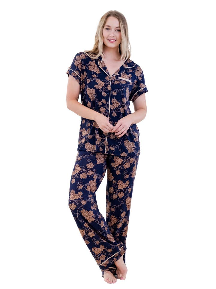 Pyjama-Set Golden Vine für den Großhandel von Open Palettes Apparel