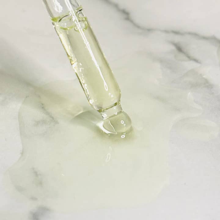 Ziver Organiques – wholesale Facial serum/concentrate – 5% Vitamin C + Squalene Brightening Facial Oil Serum2