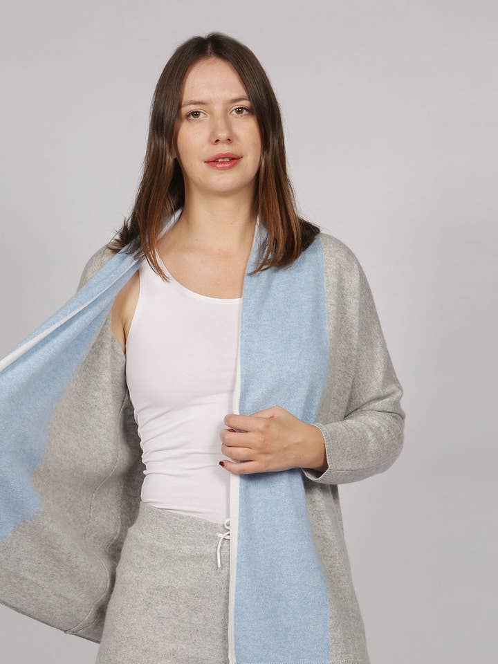 Casaco Mid Grey Shawl por atacado de Adeela Salehjee