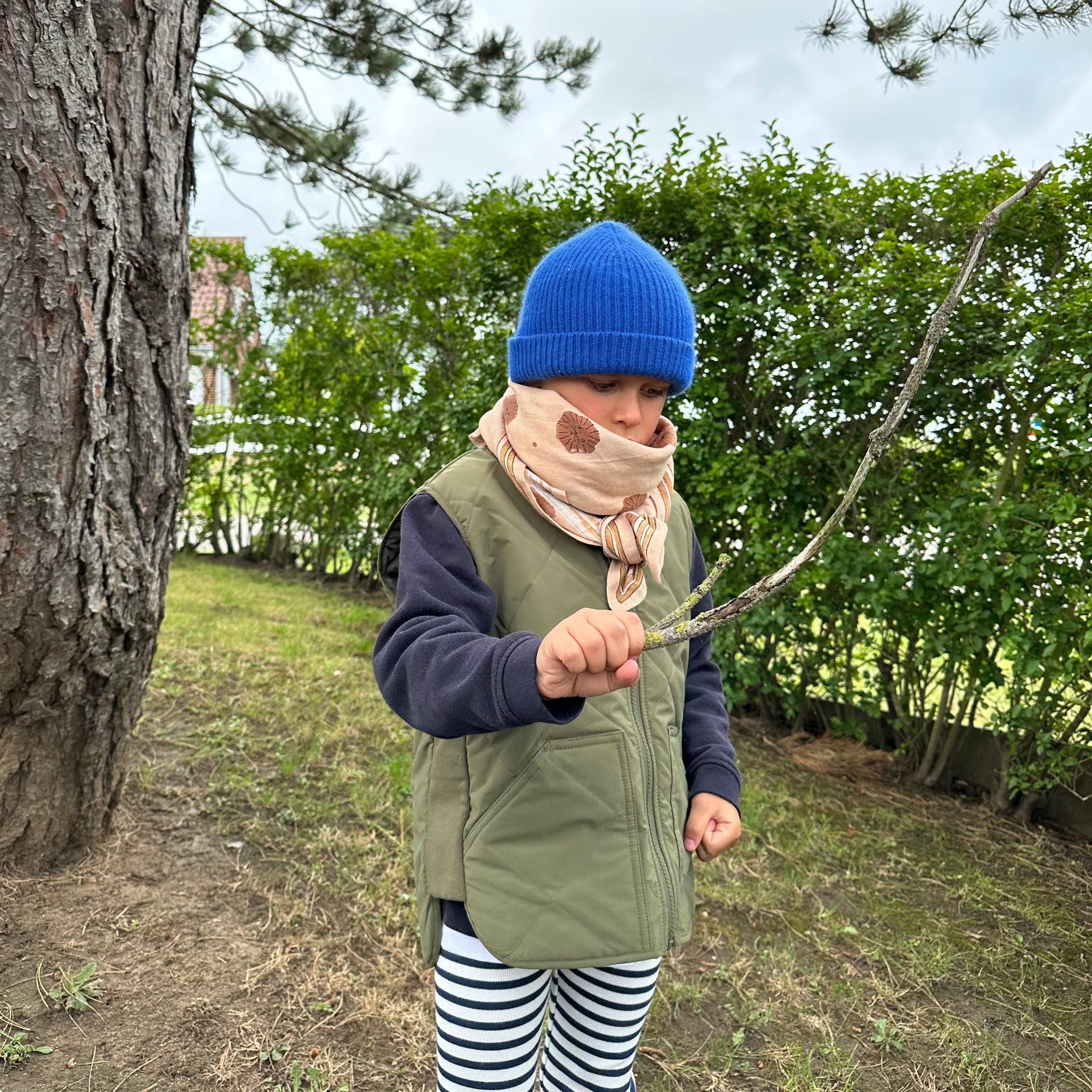 Maison Augustin - Wholesale Scarf - Unisex - Lion Biscuit Adult Scarf 100 cm1