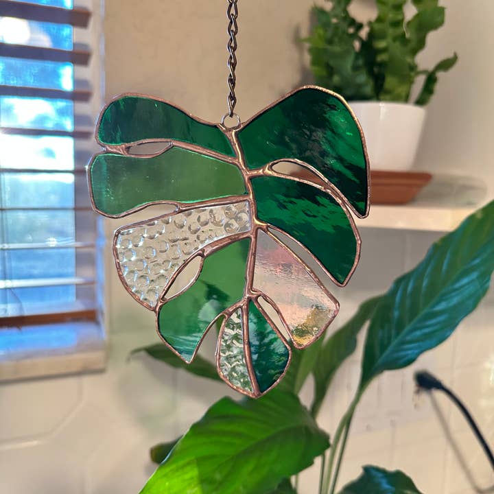 Inspiration By CDA - Wholesale Suncatcher - Monstera Leaf, Stained Glass Suncatcher, Mix Designs